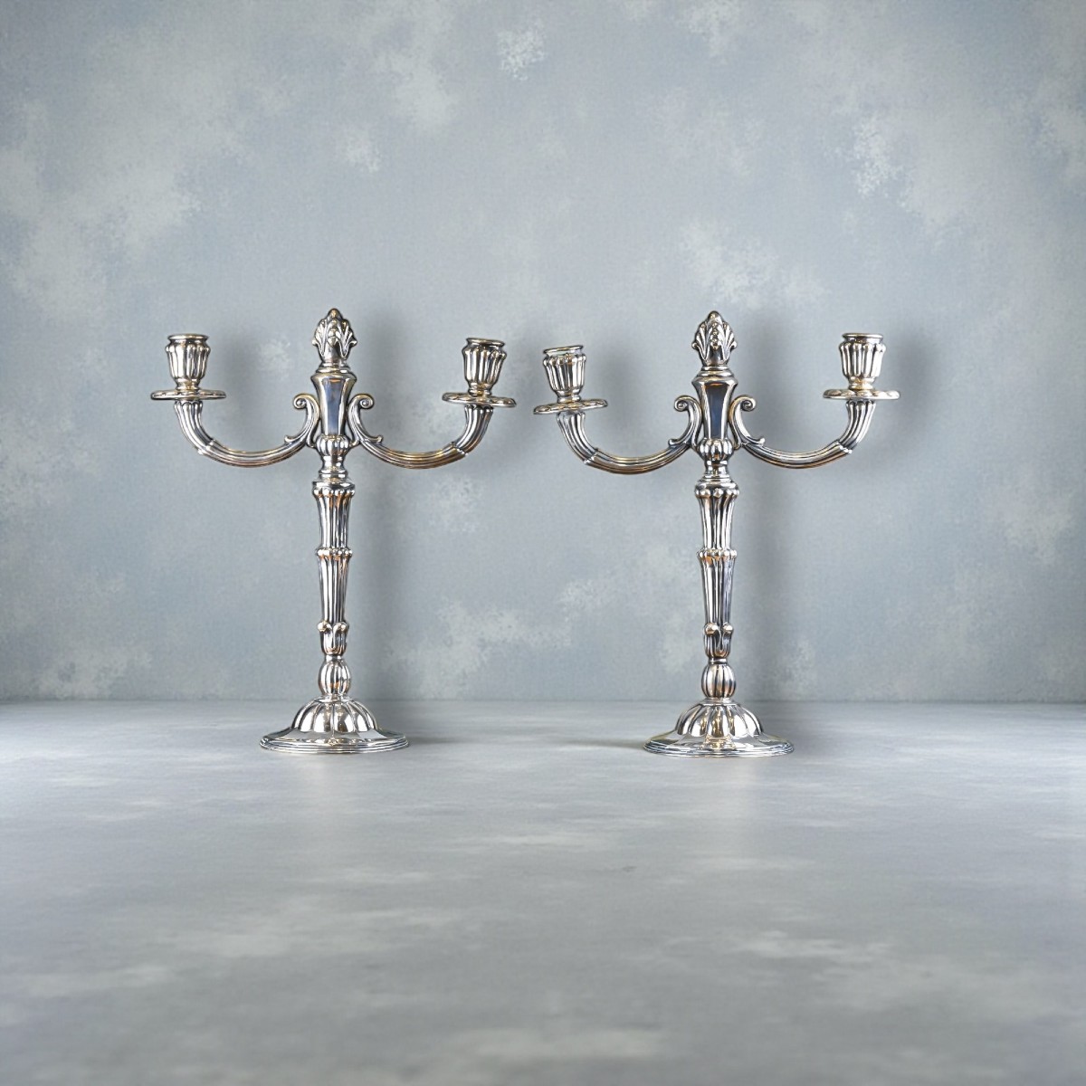 Coppia di Candelabri In Argento - Italia Anni 30